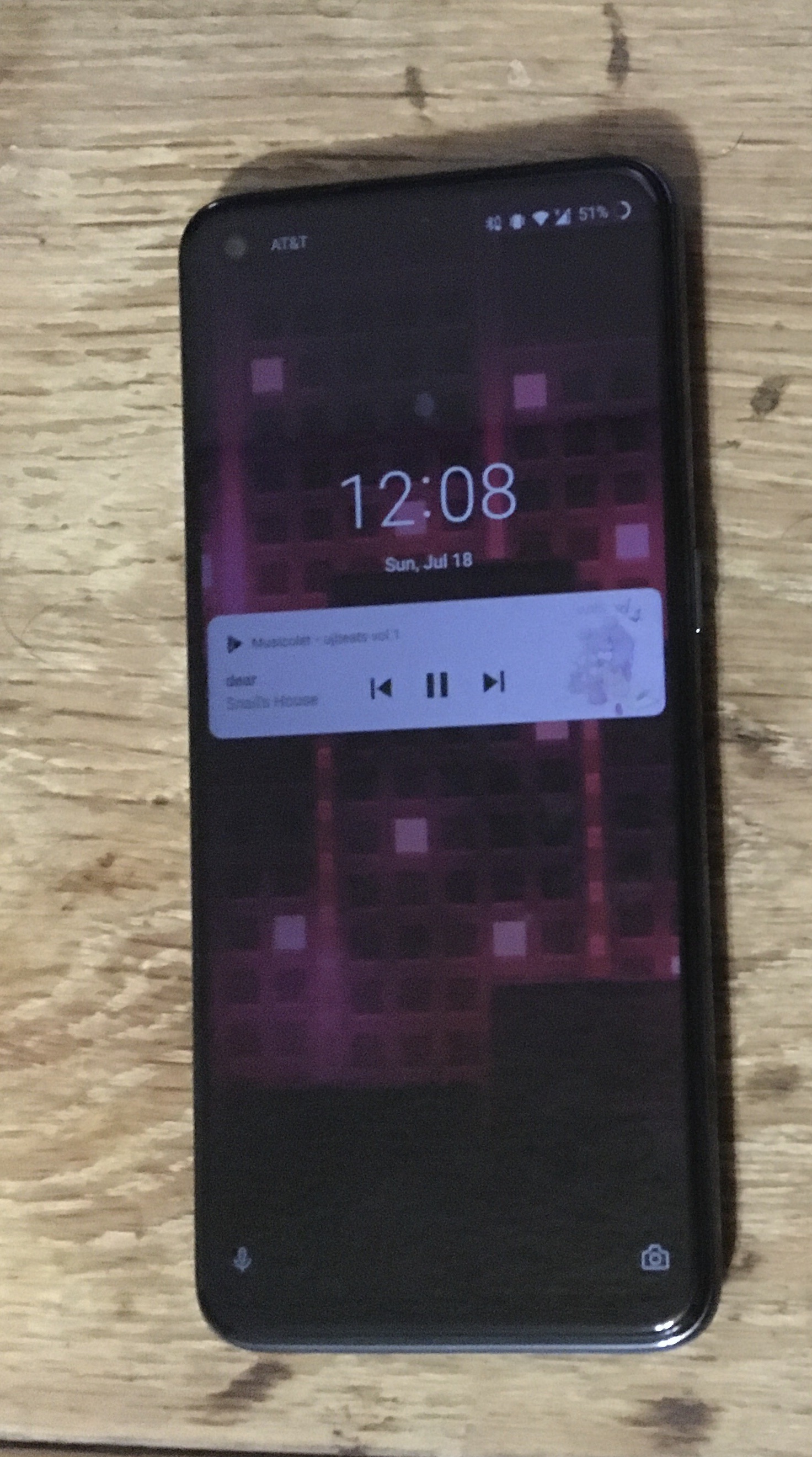 A picture of a Nord N10 on a desktop